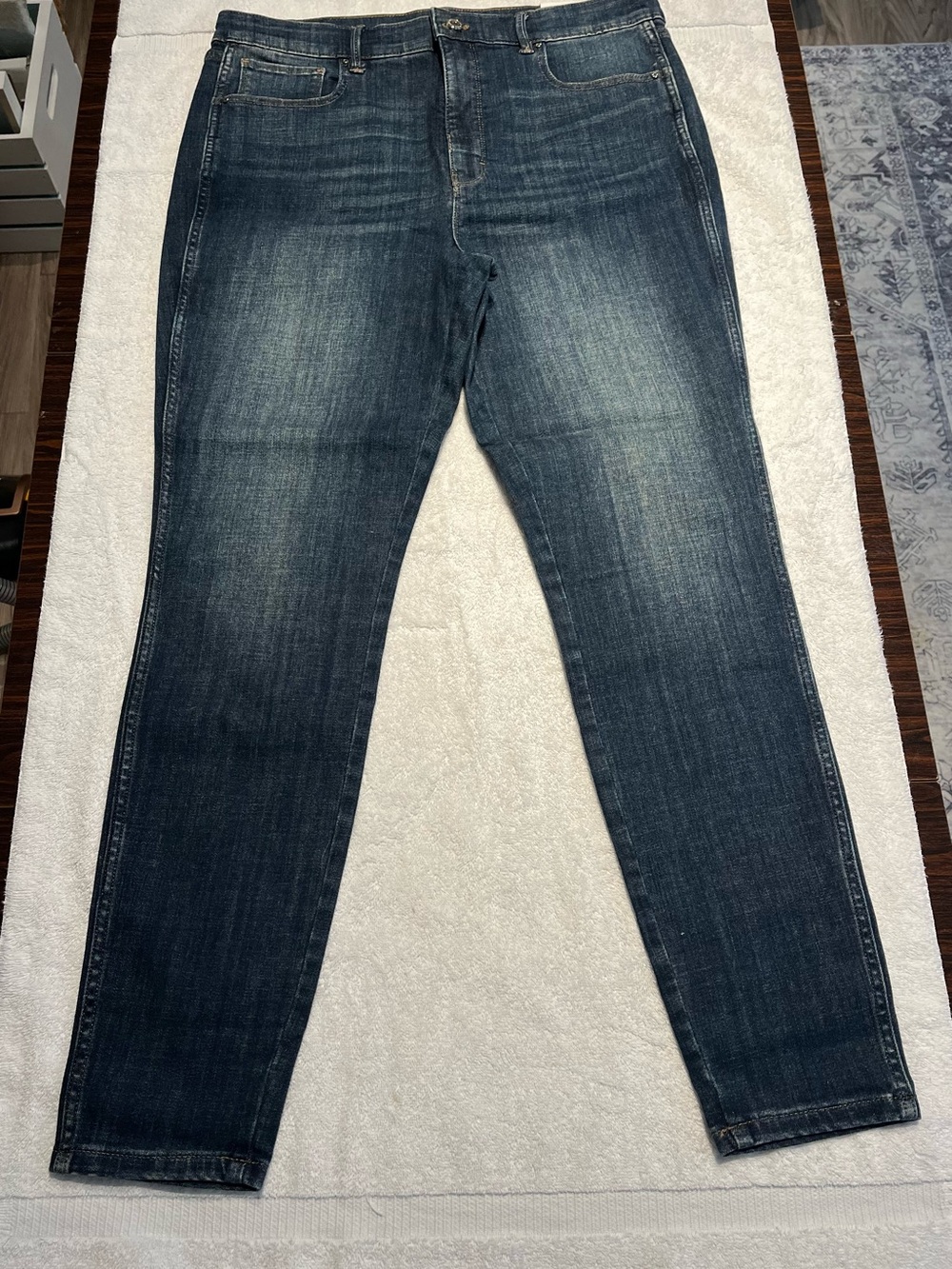 White House Black Market Everyday Soft Denim - Extra High Rise Skinny - Size 14